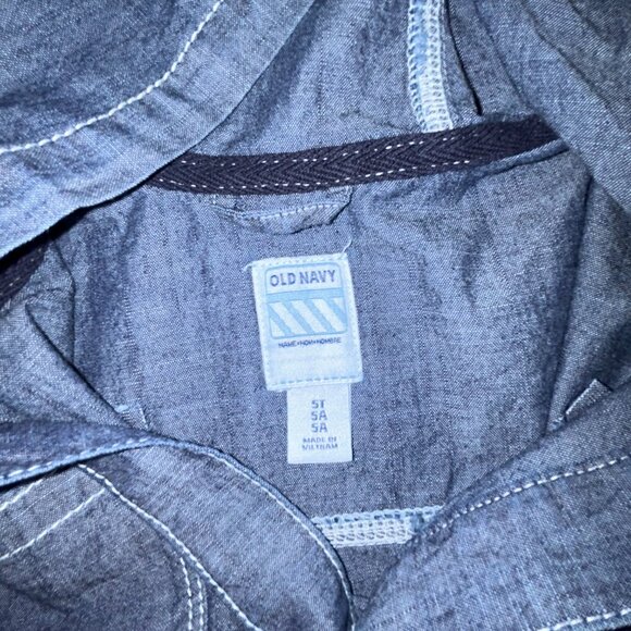 Old Navy Hooded Chambray Shirt Jacket Unisex size 5T NWT - Picture 4 of 5
